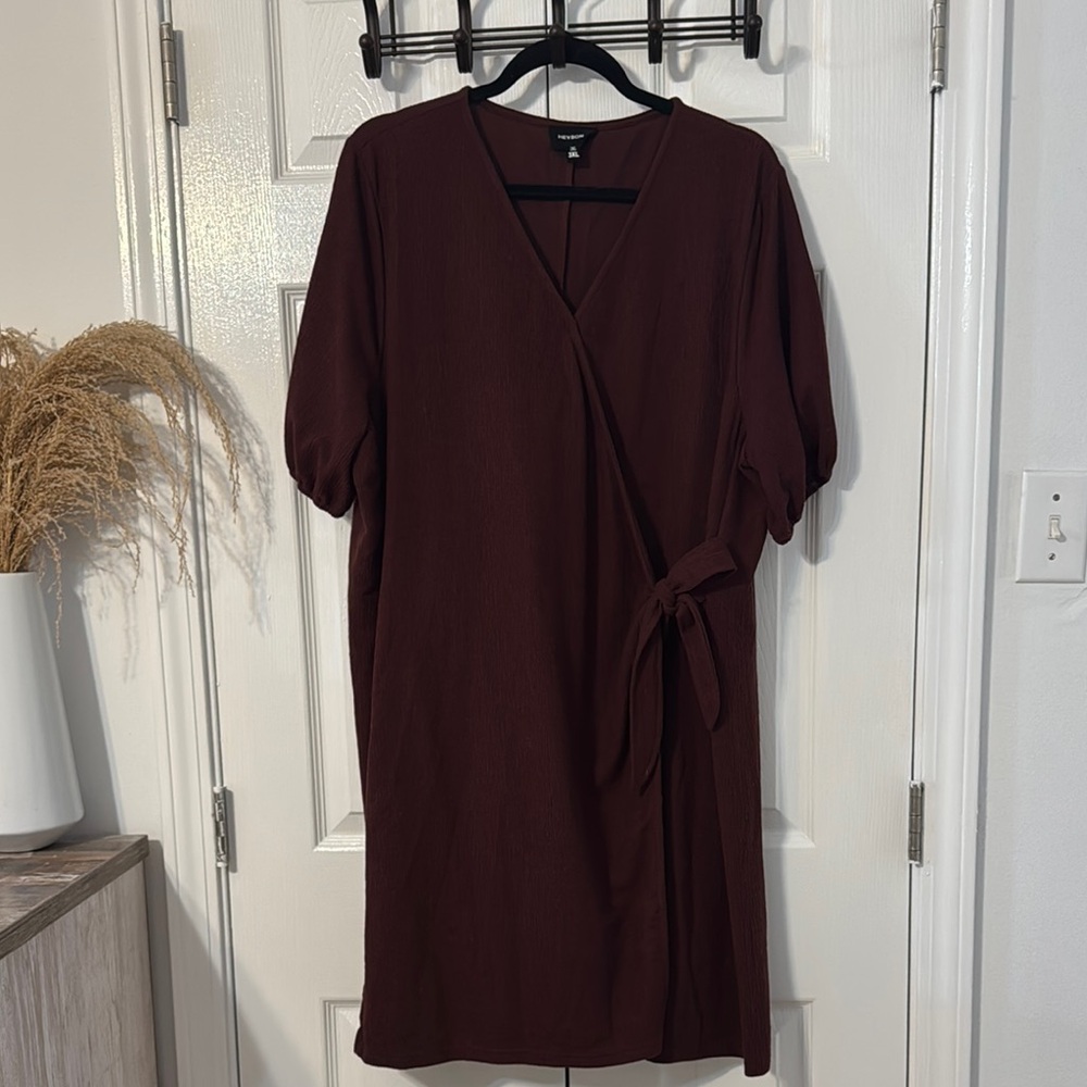 Maroon Puff Sleeve V-Neck Sheath Midi Dress